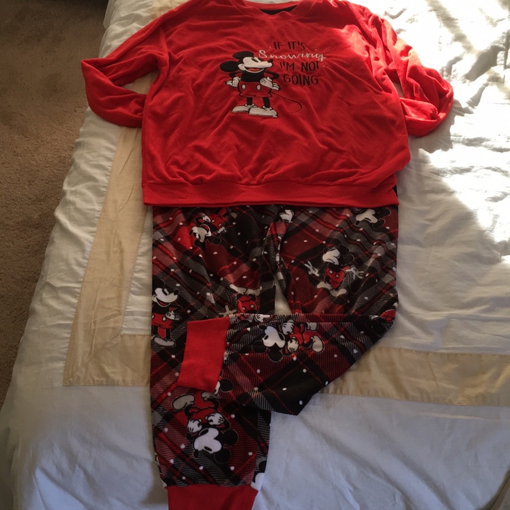 DISNEY FLEECE PAJAMAS